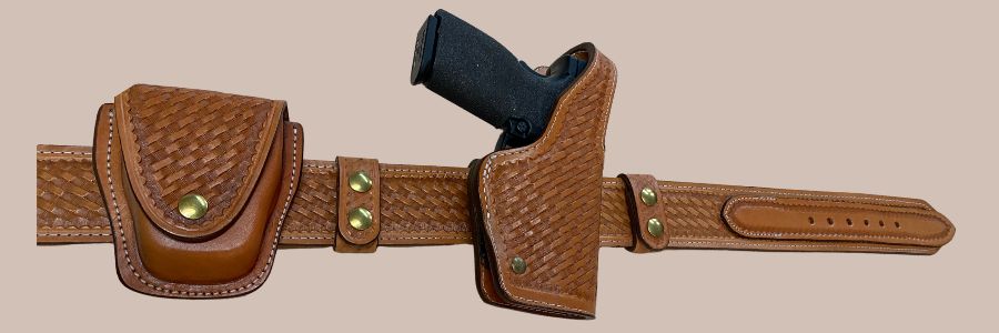 Choosing the best leather gun holster - Black Hills Leather Store
